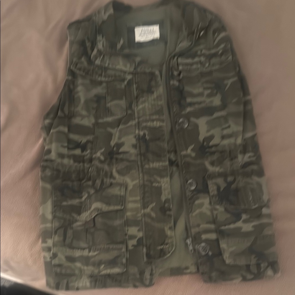 Camouflage Utility Vest